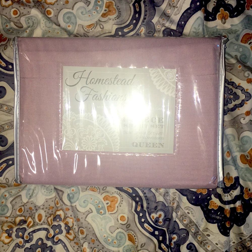 Homestead Fashions Queen Sheets
